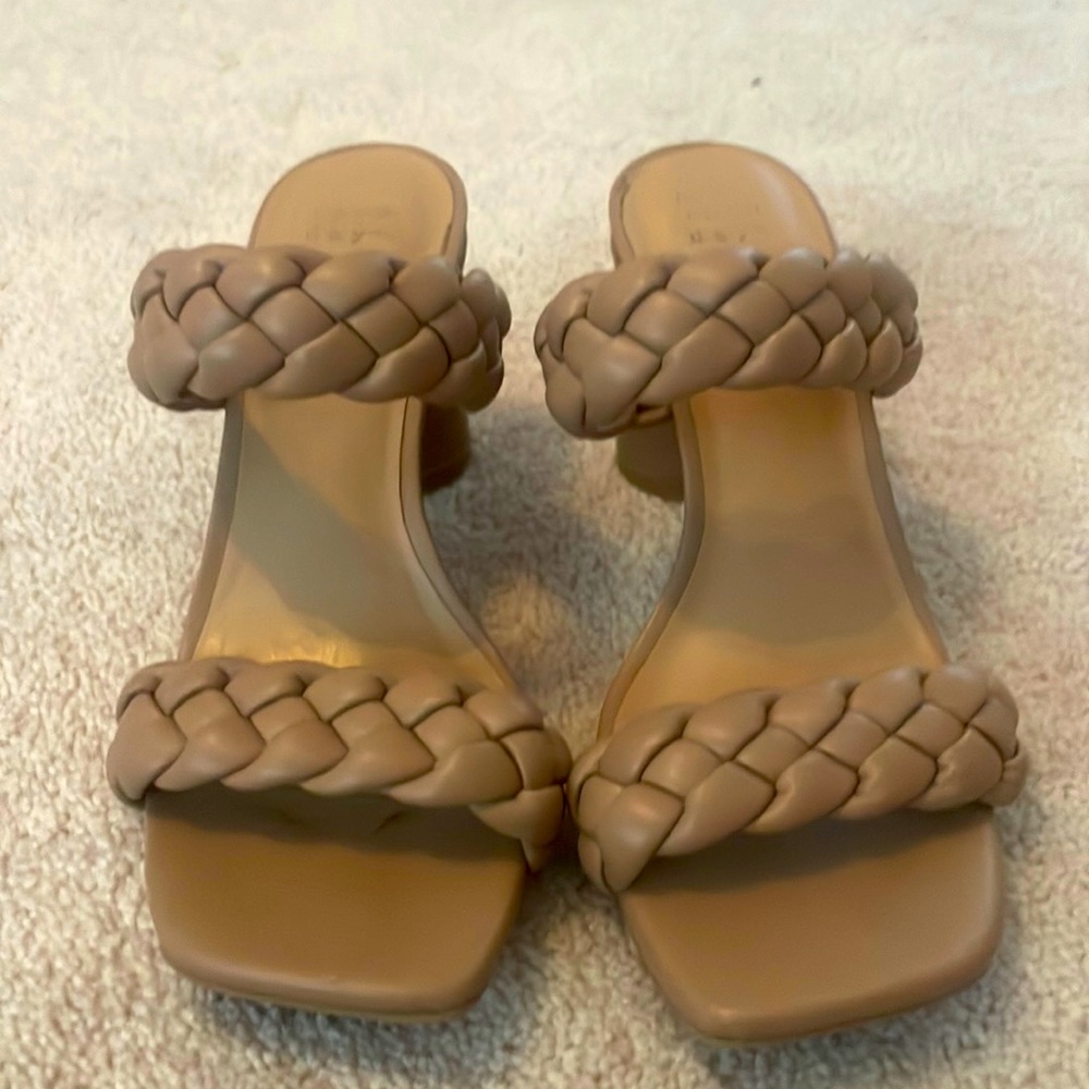 Women’s squared toe braided slip on sandal